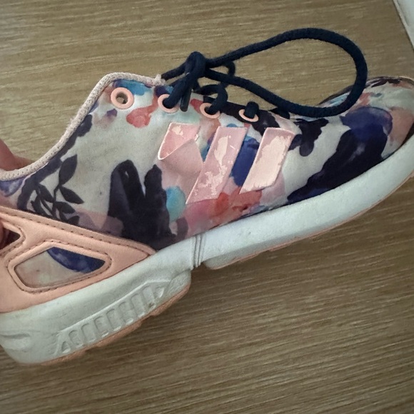 Adidas 12T shoes. Okay condition - Picture 3 of 4